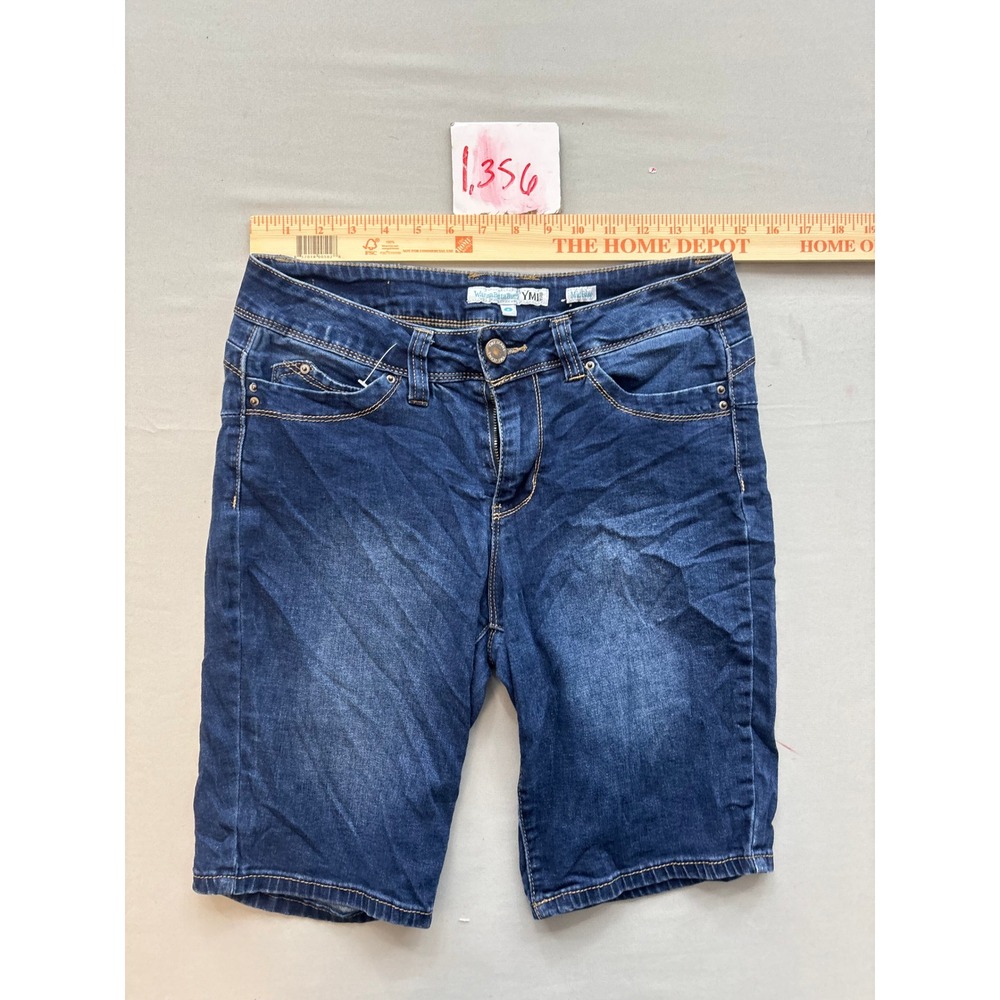 YMI WannaBettaButt Womens Mid Rise Denim Bermuda Shorts Dark Wash Size 9